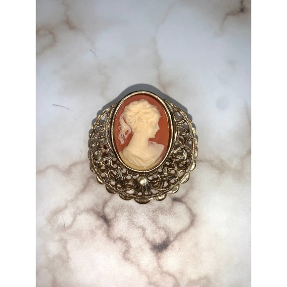 17 Vintage Cameo Gold Broach | Cameo Brooch | Vintage Steampunk Jewelry - Picture 4 of 6